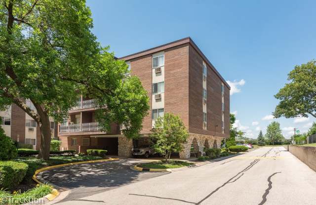 1331 Finley Road photos photos