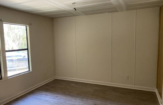 5982 Williams Road Gallery 4