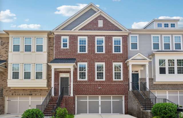 Stylish Unfurnished Townhome in Gated Community - 733 Wexford Cove Way, Mableton, GA 30126