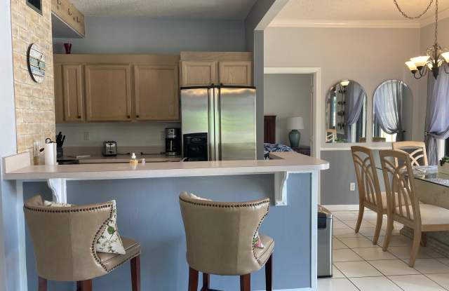 810 Bella Vista Court S Gallery 4