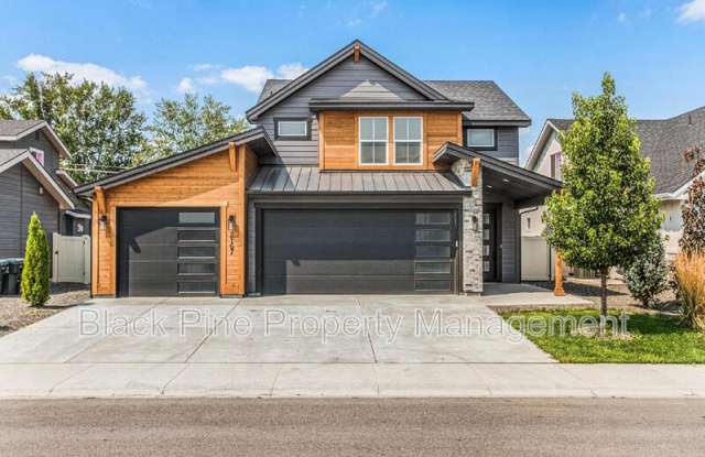 2167 N Klemmer Ave photos photos