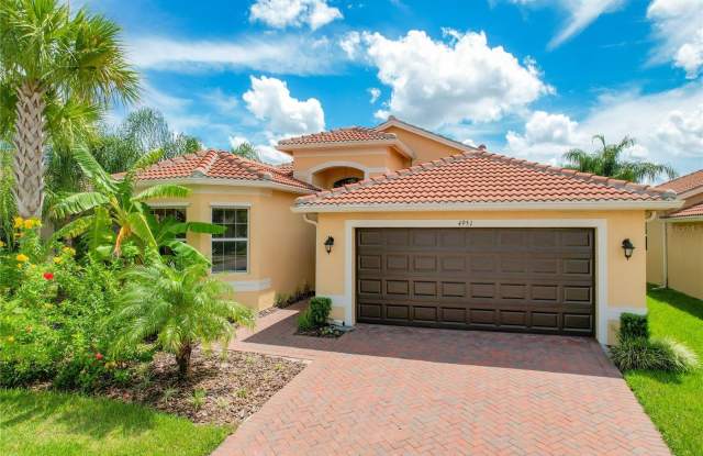 4951 GRAND BANKS DRIVE - 4951 Grand Banks Drive, Sun City Center, FL 33598