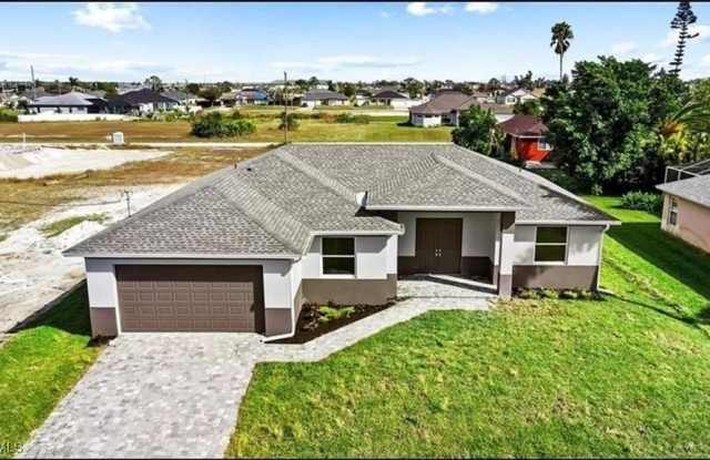 1017 NW 10th Avenue photos photos