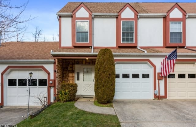 11 LISA CT - 11 Lisa Court, Middlesex County, NJ 07747