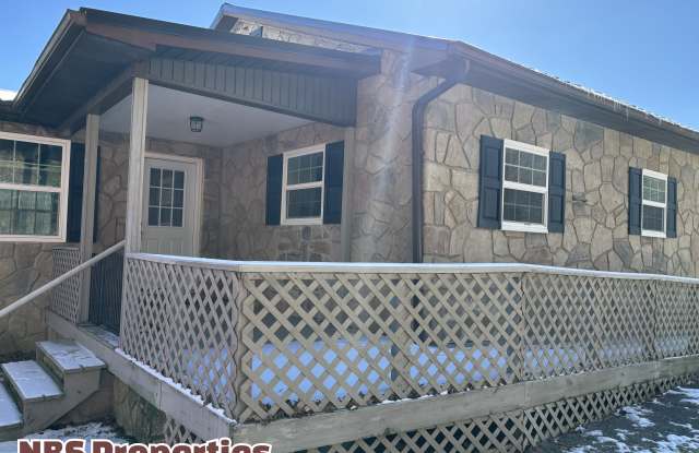143 McCully Lane Gallery 2