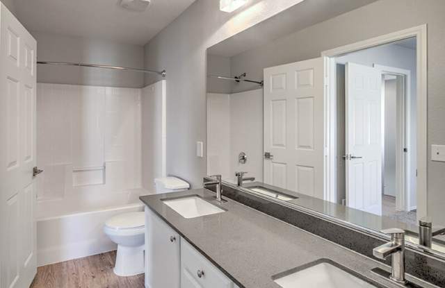 Suncrest Townhomes Gallery 4