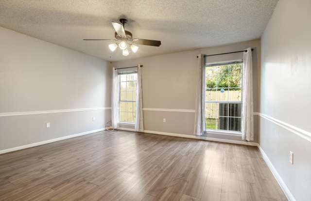 9041 Alder Dr Gallery 4