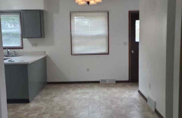 310-312 Westbrook Drive - 312 Gallery 3