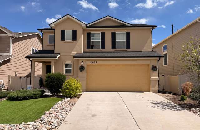 3 Bed 2.5 Bath Home in Fountain Available in June photos photos