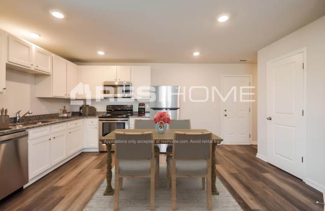 159 Wellbrook Court Northeast Gallery 3
