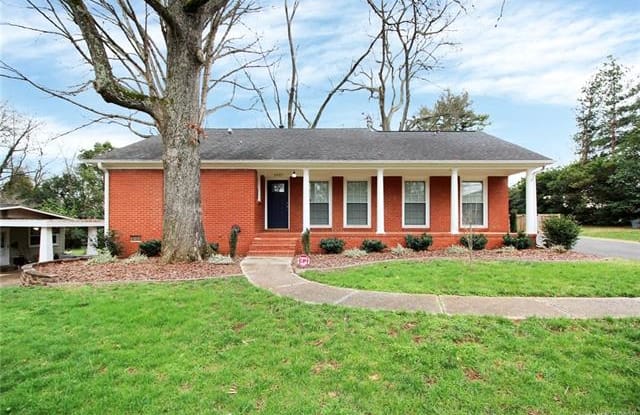 5727 Farmbrook Drive - 5727 Farmbrook Drive, Charlotte, NC 28210