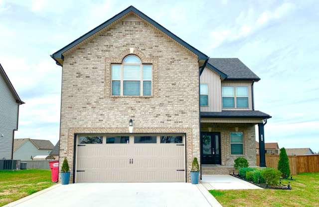 1376 Apple Blossom Rd - 1376 Apple Blossom Road, Clarksville, TN 37042