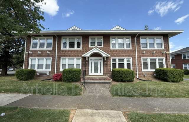 703 E Unaka Ave photos photos