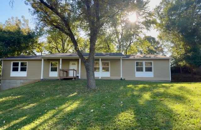 19 MELODY LANE SOUTH | SAINT CHARLES 63303 Gallery 1