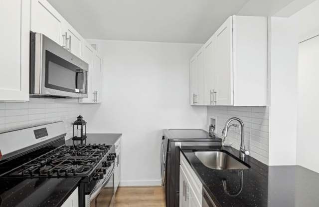 Stratford at Southern Towers photos photos