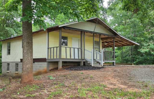 For Rent OR Sale: Anderson Highway, Hartwell, GA - See Details! Gallery 3
