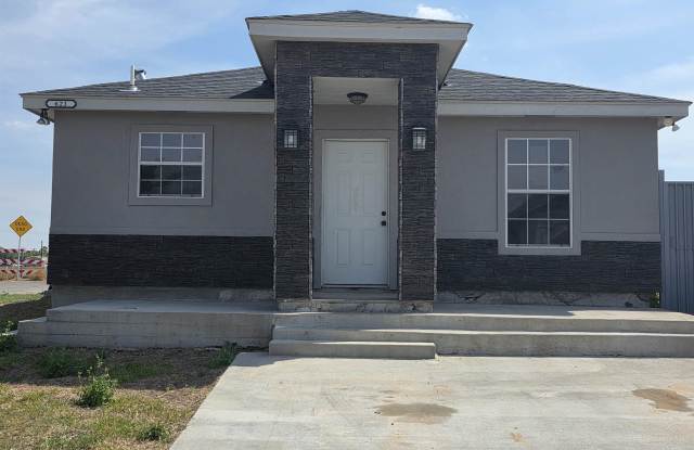 621 Bluebeard Ct. photos photos