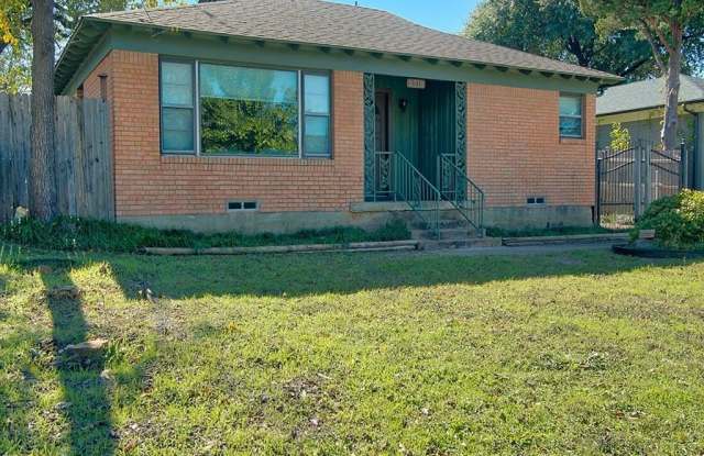 2318 Elmwood Boulevard - 2318 Elmwood Boulevard, Dallas, TX 75224