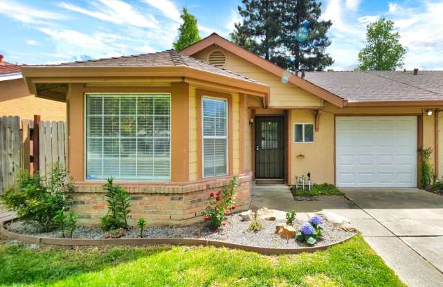 Cozy 2bed 1 bath South Natomas home available mid-late October. photos photos