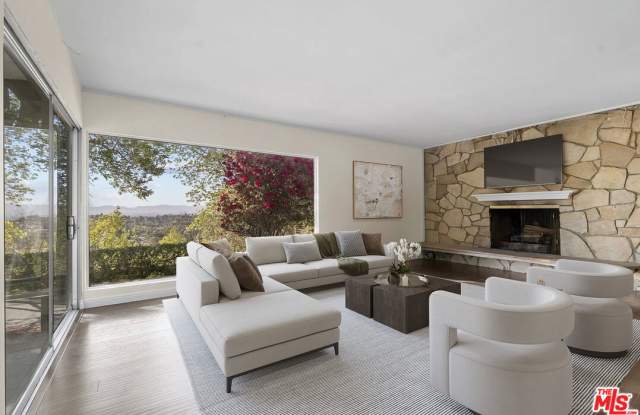 3543 Scadlock Lane photos photos