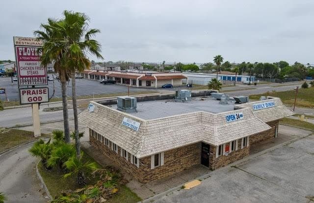 9502 S Padre Island Dr - 9502 South Padre Island Drive, Corpus Christi, TX 78418