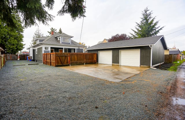 6041 South Warner Street - C - 6041 South Warner Street, Tacoma, WA 98409
