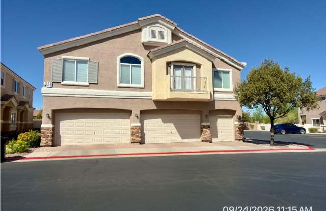 2-Bedroom Henderson Townhome with Mountain Views & Garage Gallery 1
