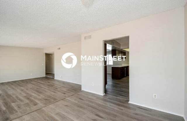 9722 East Golf Links Road Gallery 4