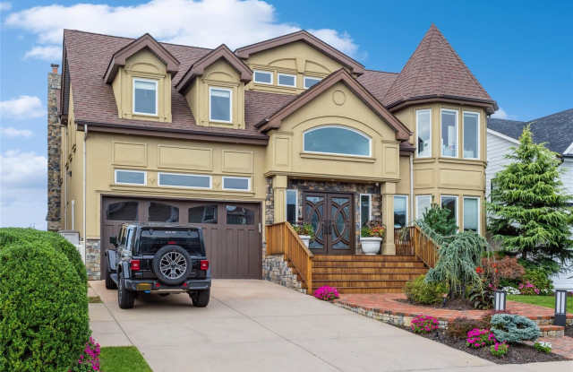 319 Harbor Drive photos photos