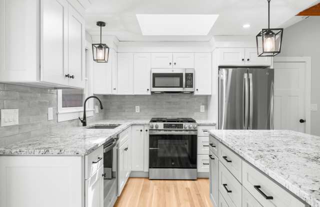 12 Brattle Drive Gallery 4