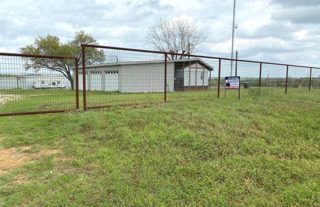 9075 Loop 1604 Gallery 2