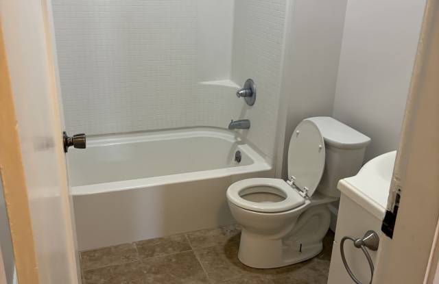 1437 East Edwards Avenue photos photos