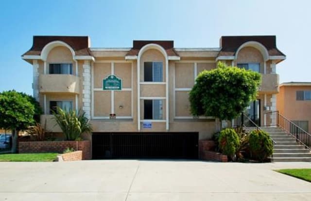 12602 Venice Boulevard Gallery 2