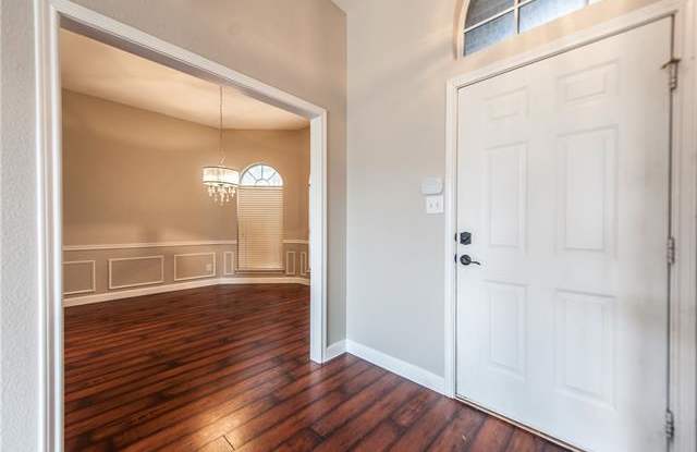 1457 Bobing Drive Gallery 2