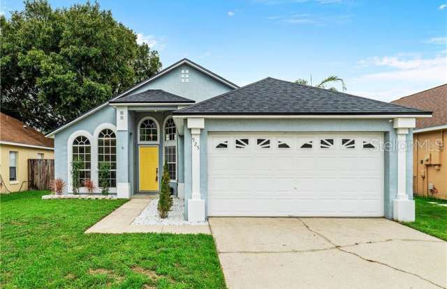 925 RIVECON AVENUE - 925 Rivecon Avenue, Alafaya, FL 32825