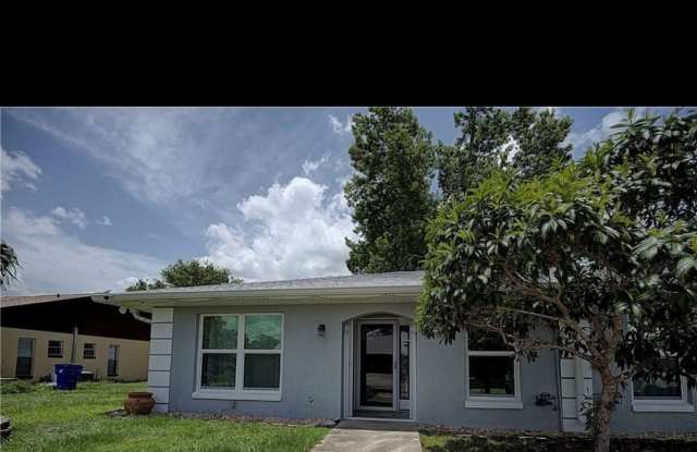 4704 Mercado Drive photos photos