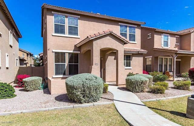 1975 E DEL RIO Street - 1975 East Del Rio Street, Gilbert, AZ 85295