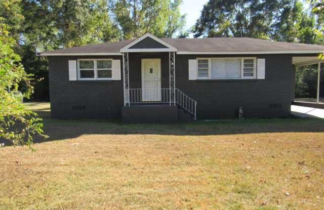 1616 Mathis Circle Gallery 1
