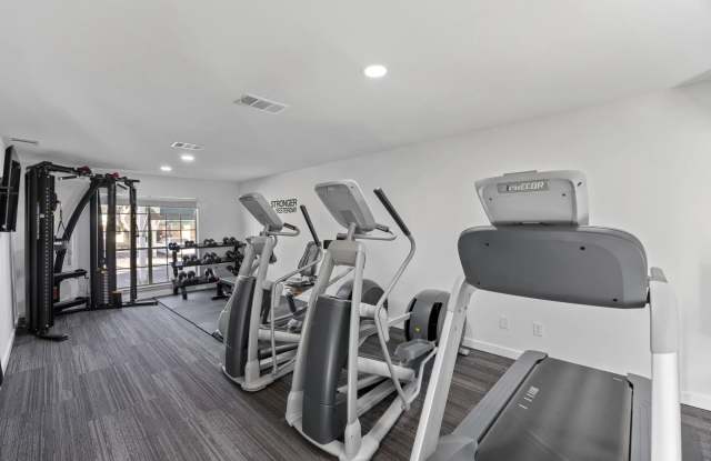 Aspen Court Apartments Gallery 3