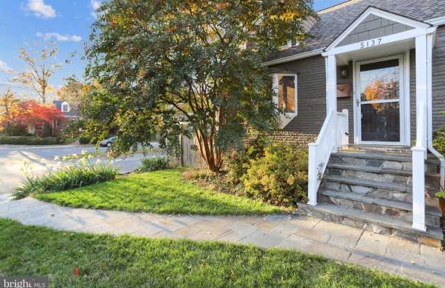 5137 25TH PL N Gallery 2