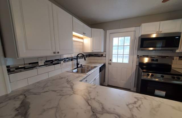 4 Bedroom 1 Bath Home photos photos 4 Bedroom 1 Bath Home photos photos