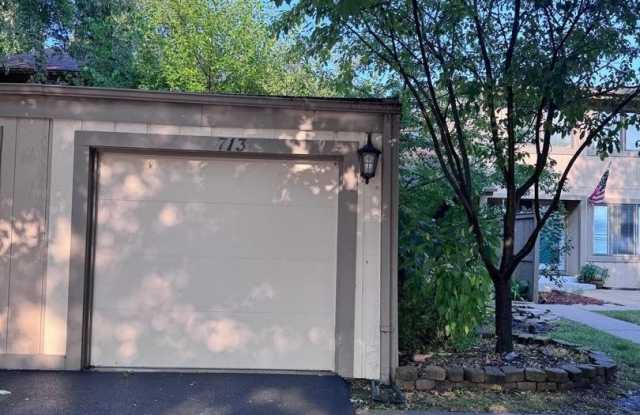 713 Acadia Court Gallery 2