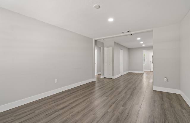 3810 S Randall St Apt B Gallery 4