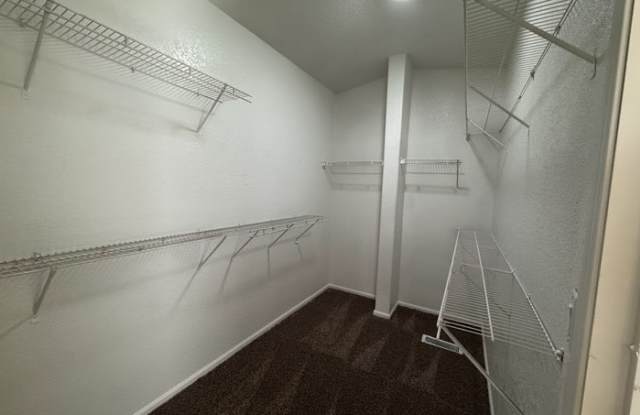 11275 North 99th Avenue Gallery 2