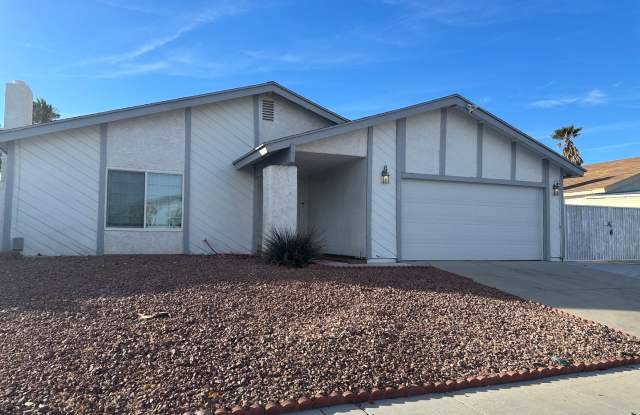 3 Bedroom home with pool and RV parking photos photos