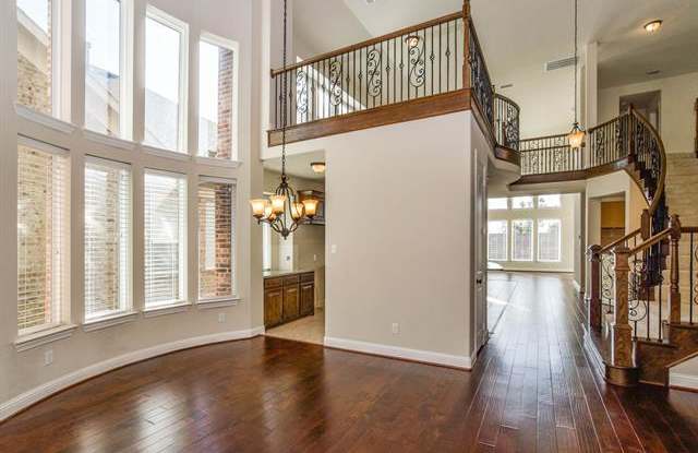 1023 River Rock Way Gallery 2