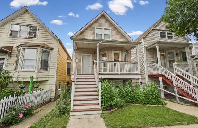 2710 W Fletcher Street photos photos 2710 W Fletcher Street photos photos