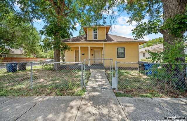 1302 Winnipeg Ave photos photos