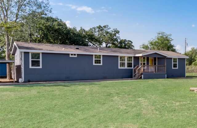 220 Ranch Road Gallery 2