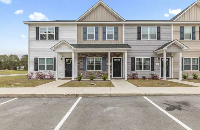 Marshall Farms Beauty with Dual Suites & Open-Concept Living photos photos